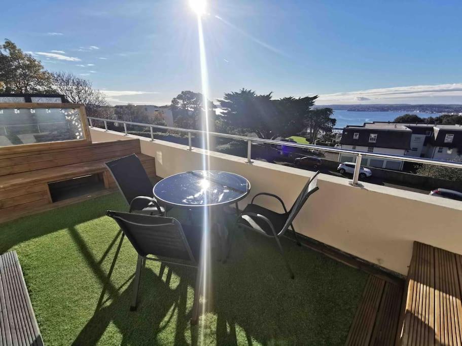 Number 7 Torquay Stunning Sea Views Apartamento Exterior foto